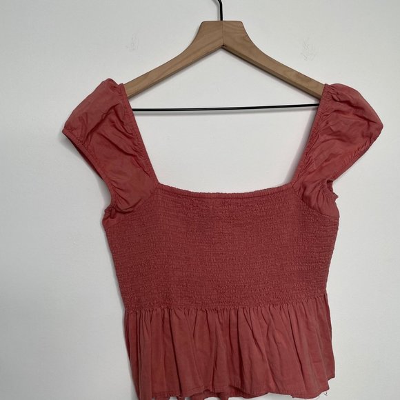 Abercrombie & Fitch Pink Smocked Cropped Top Size Large - Picture 4 of 6